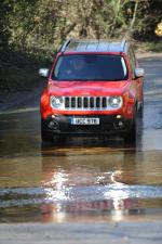 Jeep Renegade Limited 2015 года (UK)